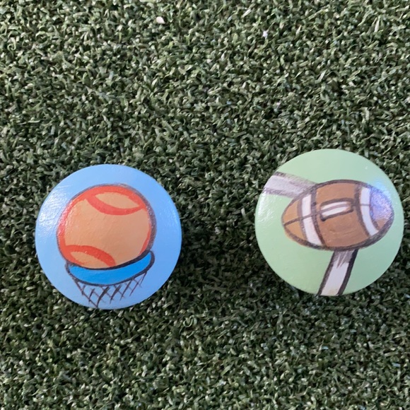 Sports themed drawer pulls - Picture 5 of 6